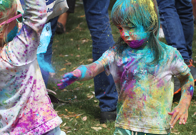 Holi Festival of Colour : Wellington : New Zealand : Richard Moore : Journalist : Photographer :